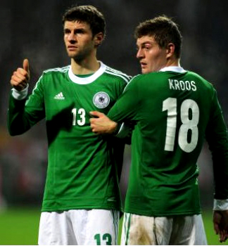 Adidas Deutschland Trikot 18 Toni Kroos Euro 2012 auswärts DFB grün Herren M
