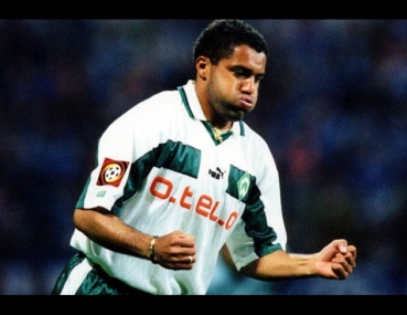 Puma SV Werder Bremen jersey 1998/99 10 Pizarro 32 Ailton O-tel-o white men's M