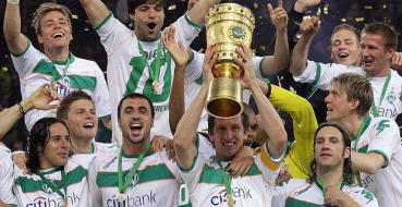 Kappa SV Werder Bremen jersey 24 Claudio Pizarro 2008/09 home CL men's XL or XXL/2XL kids 164 cm