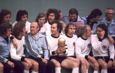 Adidas Deutschland Trikot WM 1974 Weltmeister Retro DFB Originals weiß Herren XL