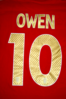 Umbro England Trikot 10 Michael Owen WM 2006 Away Rot Herren XL oder 2XL/XXL