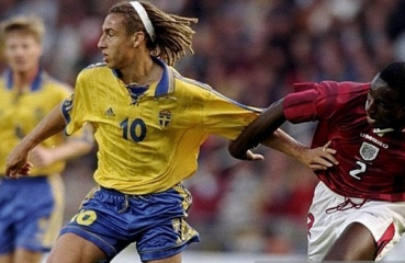 Adidas Schweden Trikot 10 Henrik Larsson WM 1998 Kurzarm Gelb Heim Herren XL
