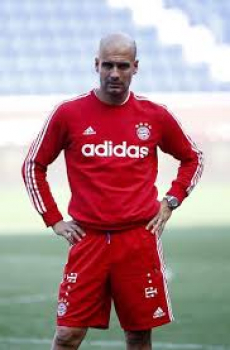 Adidas FC Bayern München Trikot 1976/78 Neu Heim Rot Herren S oder M