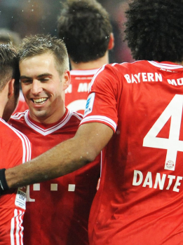 Adidas FC Bayern München Trikot 4 Dante 2013/14 triple Sieger heim rot Herren M oder L
