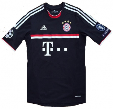 Adidas FC Bayern München Trikot 31 Bastian Schweinsteiger 2011/12 schwarz T-Com Herren L