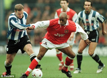 Nike Arsenal London Trikot 8 Ian Wright 1997/98 JVC Heim Herren L