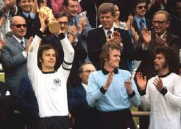 Adidas Deutschland Trikot WM 1974 Weltmeister Retro DFB Originals weiß Herren XL