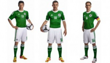 Adidas Deutschland Trikot 10 Lukas Podolski Euro 2012 auswärts DFB grün Herren 3XL/XXXL