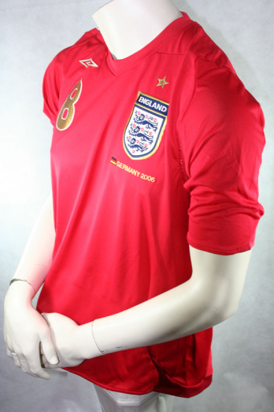 Umbro England Trikot 8 Frank Lampard WM 2006 Away Rot Herren L