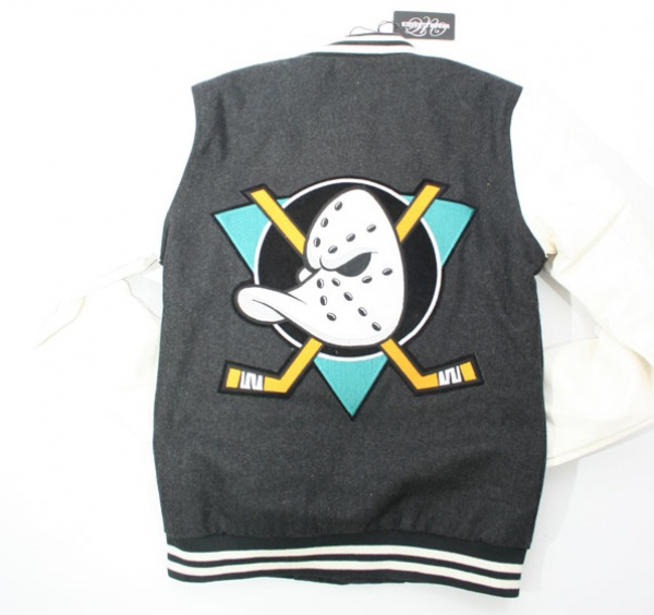 Urban Classics Anaheim Mighty Ducks Jacke College Walt Disney NHL Trikot Schwarz Neu Herren S