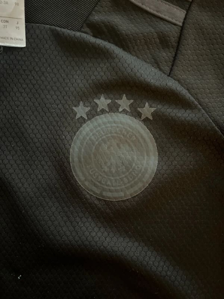 Adidas Deutschland Trikot Euro 2020 2021 auswärts ganz schwarz + Hose DFB Minikit Baby Kind 98 (B-Ware)