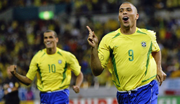 Nike Brasilien Trikot 2002 WM Weltmeister 9 Ronaldo Neu Herren L oder XL