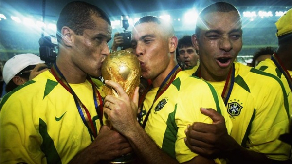 Nike Brasilien Trikot 10 Rivaldo 2002 WM Weltmeister Heim Gelb Herren XL