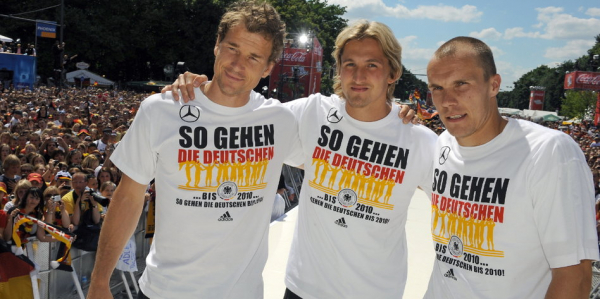 Adidas Deutschland T-Shirt Trikot "So gehen die Deutschen" weiß WM 2006 DFB Neu Herren M, L oder XL
