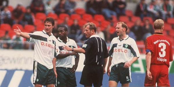 Puma SV Werder Bremen jersey 1998/99 10 Pizarro 32 Ailton O-tel-o white men's M