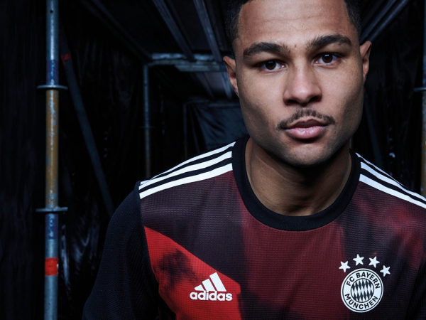Adidas FC Bayern München Trikot 22 Serge Gnabry CL 3rd auswärts Final 2020 patch Lissabon Herren S