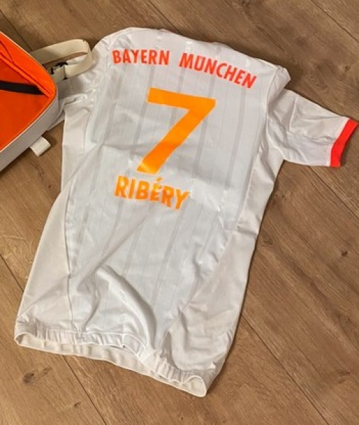 Adidas FC Bayern München Trikot Techfit 7 Franck Ribery 2012/13 Away weiß Herren L (B-Ware)