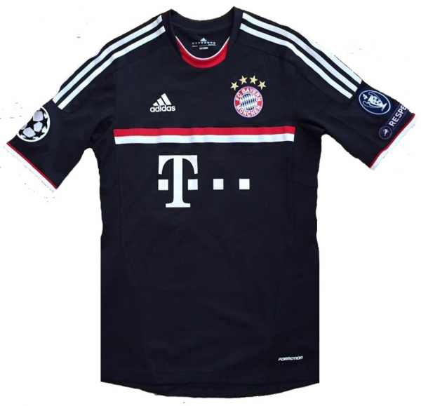 Adidas FC Bayern München Trikot 31 Bastian Schweinsteiger 2011/12 schwarz T-Com Herren L