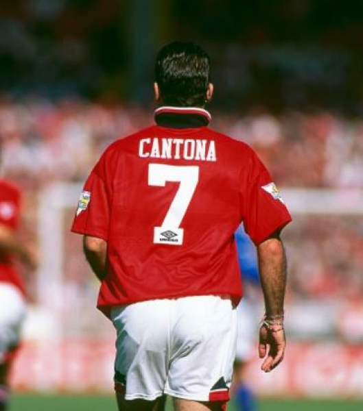 Umbro Manchester United jersey 7 Eric Cantona 1994/95 matchworn sharp red men's XXL/2XL