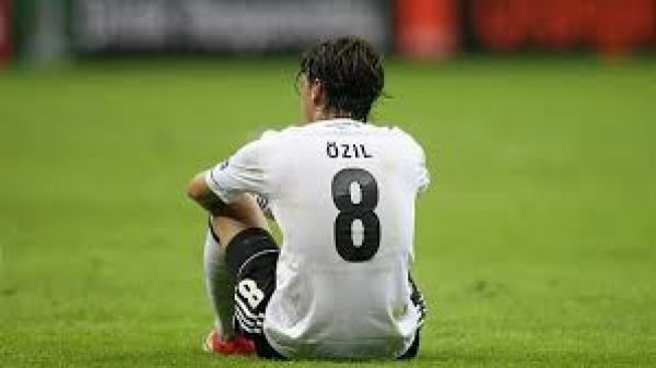 Adidas Deutschland Trikot 8 Mesut Özil Euro 2012 DFB Heim Weiß Patches Herren XL