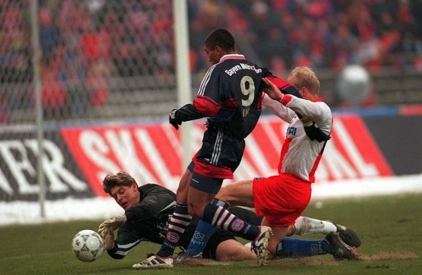 Adidas FC Bayern München Trikot 9 Giovane Elber 1997/98 Opel Heim Herren L B-Ware