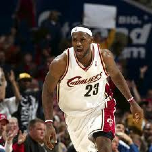 Reebok Cleveland CAVALIERS Trikot 23 Lebron James Weiß home NBA Herren L