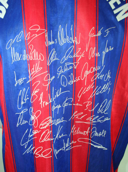 Adidas FC Bayern Munich jersey Team signed 1995/97 Limited Edition men's S
