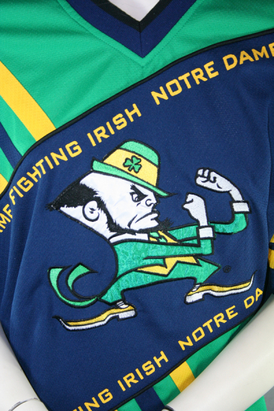 CMP University of Notre Dame Indiana Irish Fighting Trikot NHL & NFL Herren M