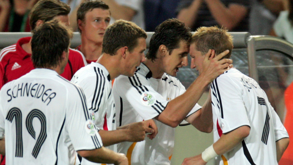 Adidas Germany jersey World Cup 2006 7 Schweinsteiger 11 Klose home DfB white new with tags men's M or L