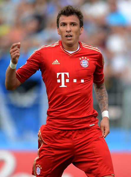 Adidas FC Bayern München Trikot 9 Mario Mandzukic 2012/13 triple rot Herren M