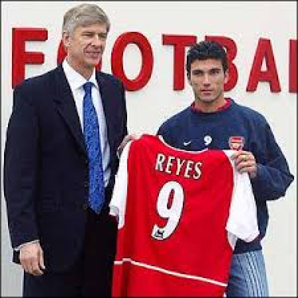 Nike FC Arsenal Trikot 9 José Antonio Reyes 2003/04 O2 Unbeaten Herren S