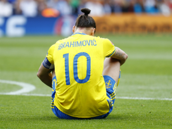 Adidas Suecia camiseta 10 Zlatan Ibrahimovic 2016 amarillo con patch señor XL